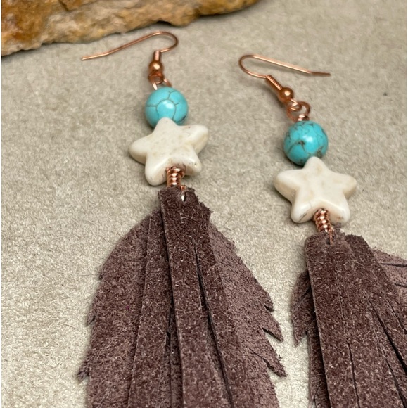 REDUCED Howlite Gemstone And Turquoise Genuine Brown Leather Fringe Earrings - Picture 10 of 15